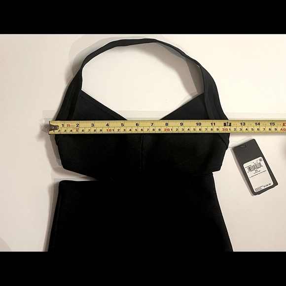 🎉Host Pick 🎉 BNWT Guess Dress - Picture 7 of 9